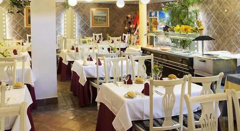 Hotel Villa De Laredo Fuengirola