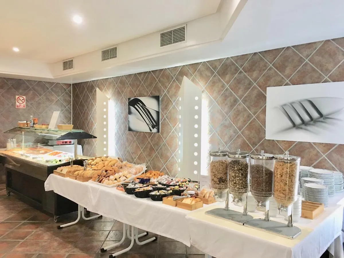 Hotel Villa De Laredo Fuengirola