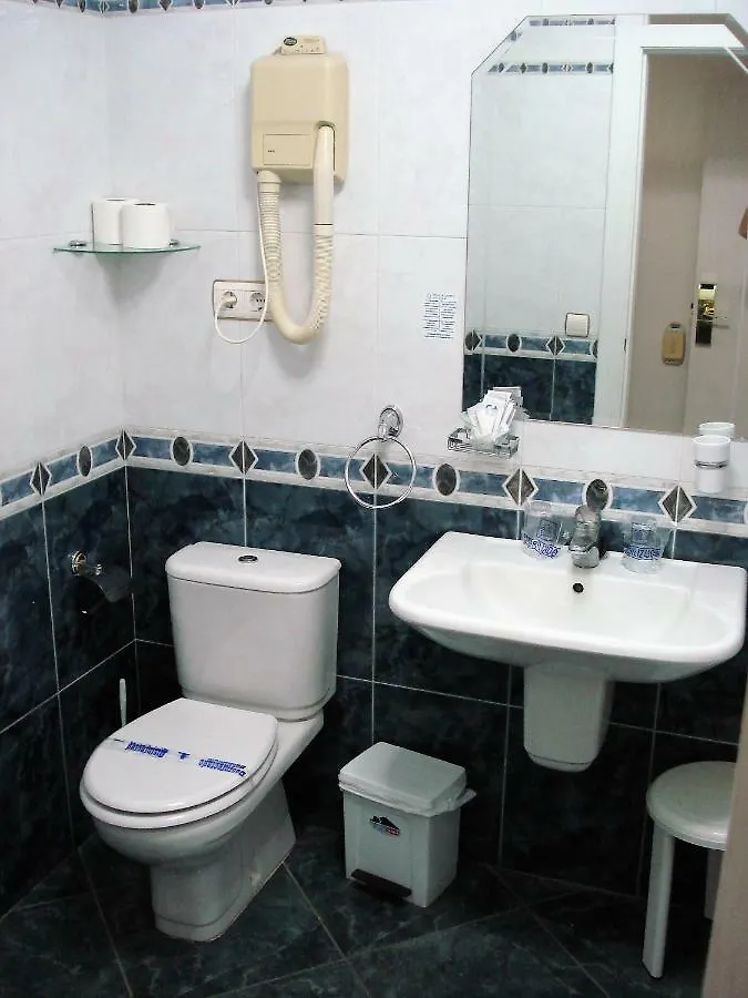 Hotel Villa De Laredo Fuengirola